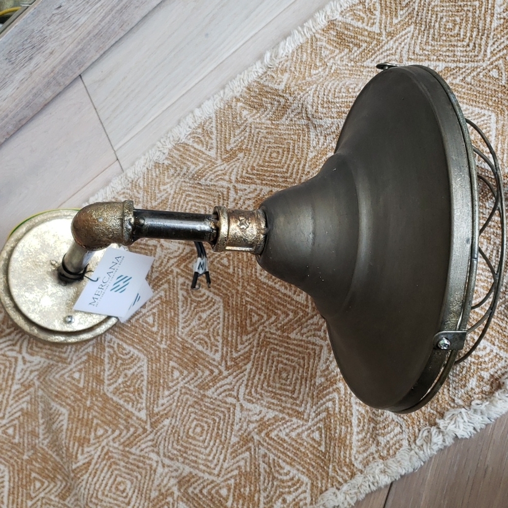 New Lighting - Picture 4 of 5